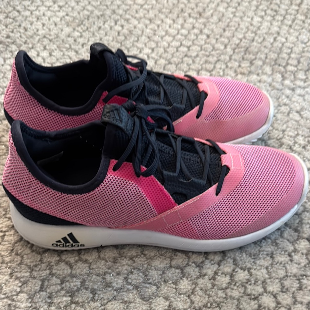 Adidas Bounce Women's Pink and Navy sneakers excellent condition